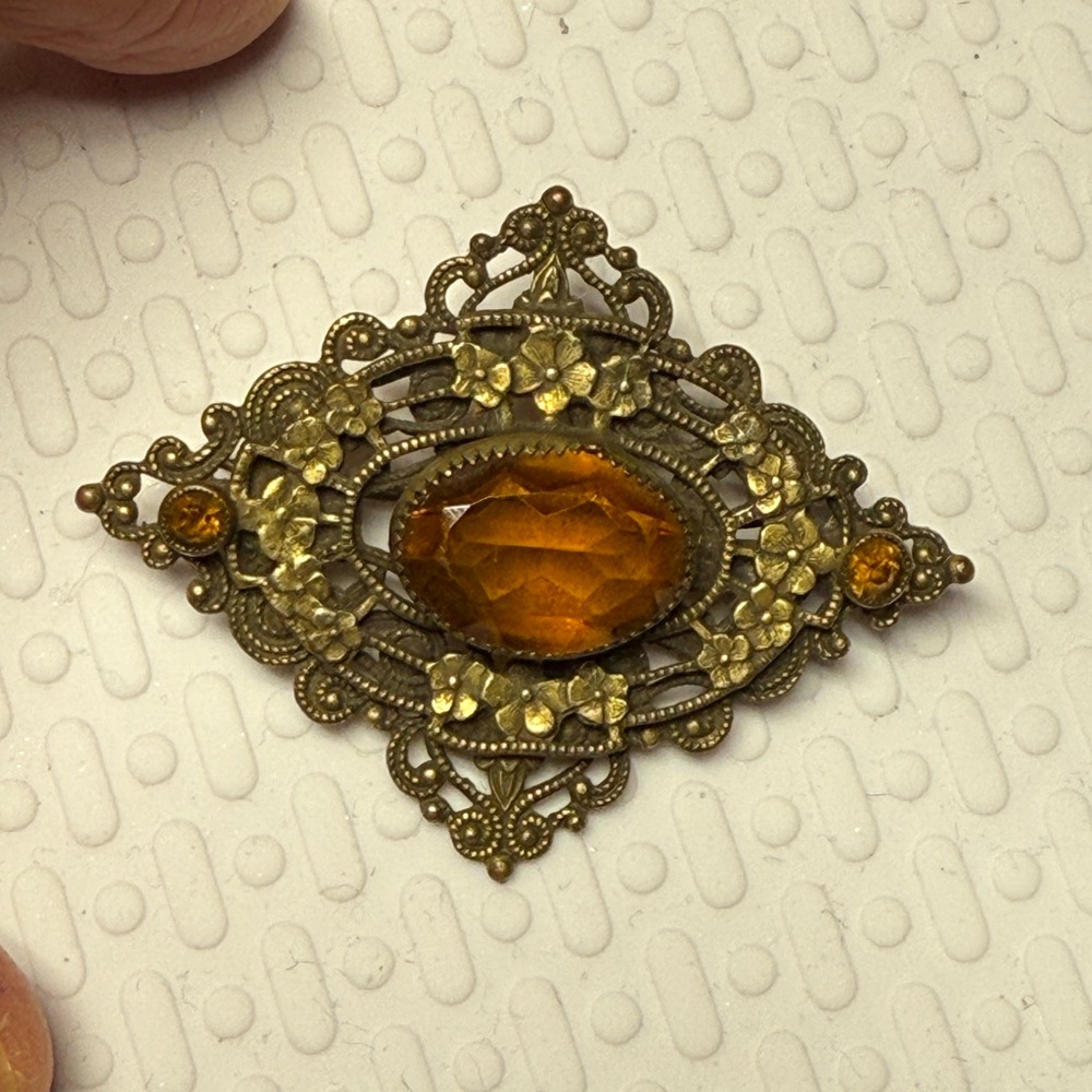 42.)Vintage Gold and Orange Brooch. Czech. Unique closure